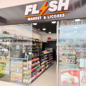 FLASH MARKET & LICORES FLASH MARKET & LICORES